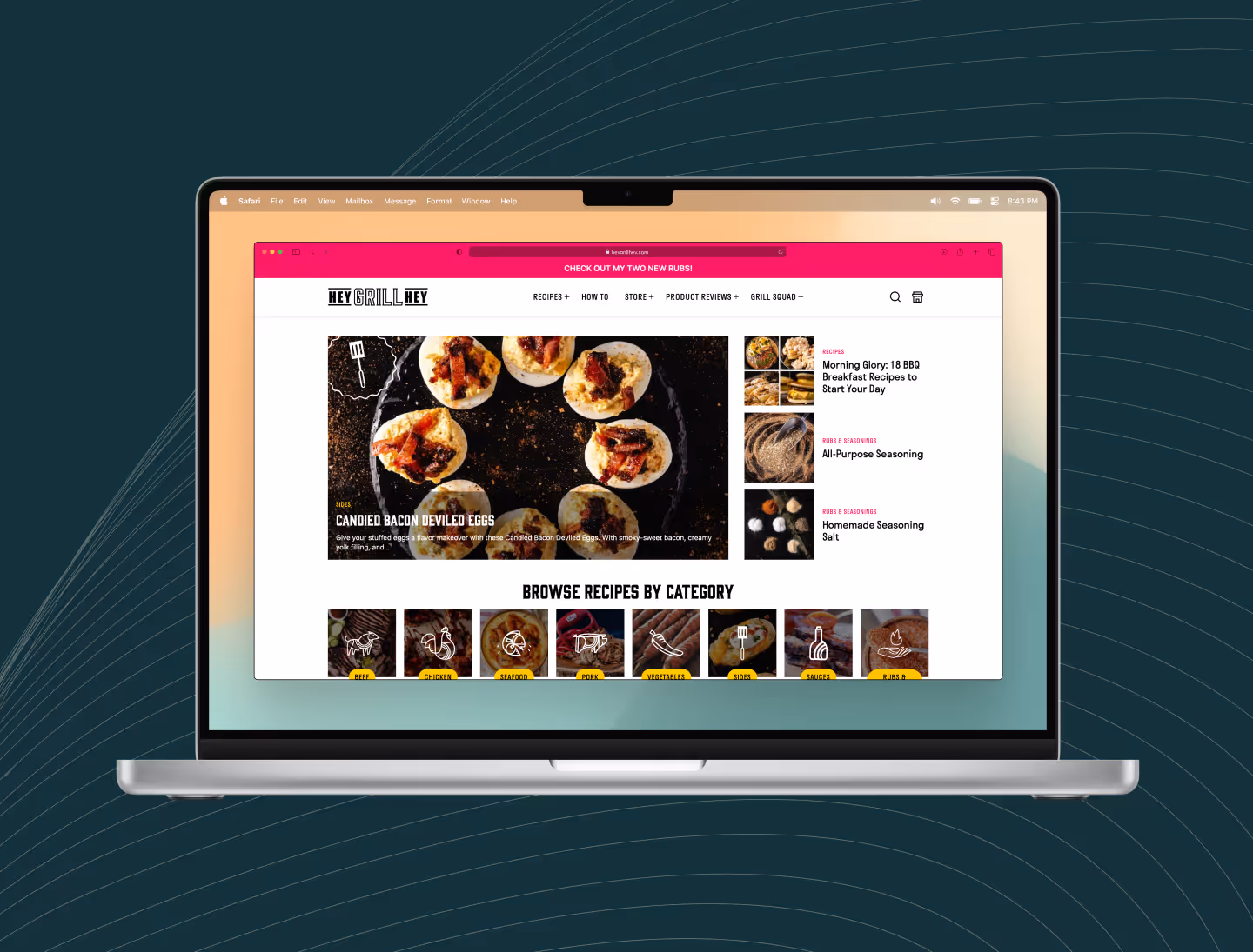 The homepage surfaces 4 features recipes and the option to browse recipes by category
